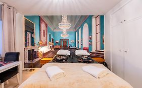 Studio In The City Center Free Private Parking With Heating Plug